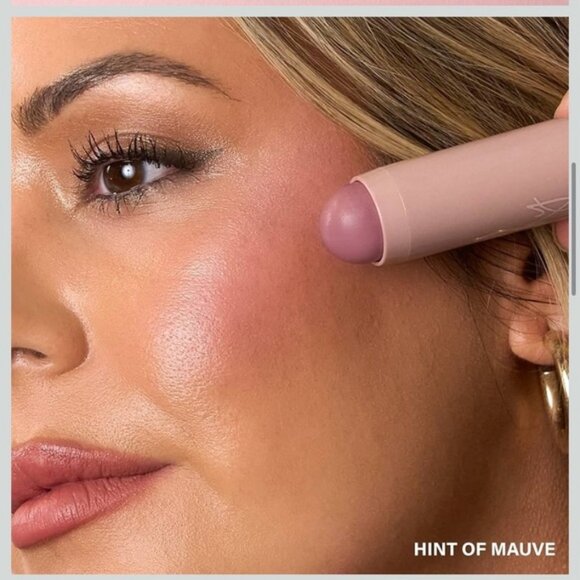 Mally Beauty Shimmer, Shape & Glow Plus Face Defining Stick in HINT OF MAUVE NIB - Picture 2 of 9